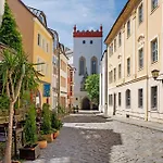 Aparthotel Antique Am Schloss